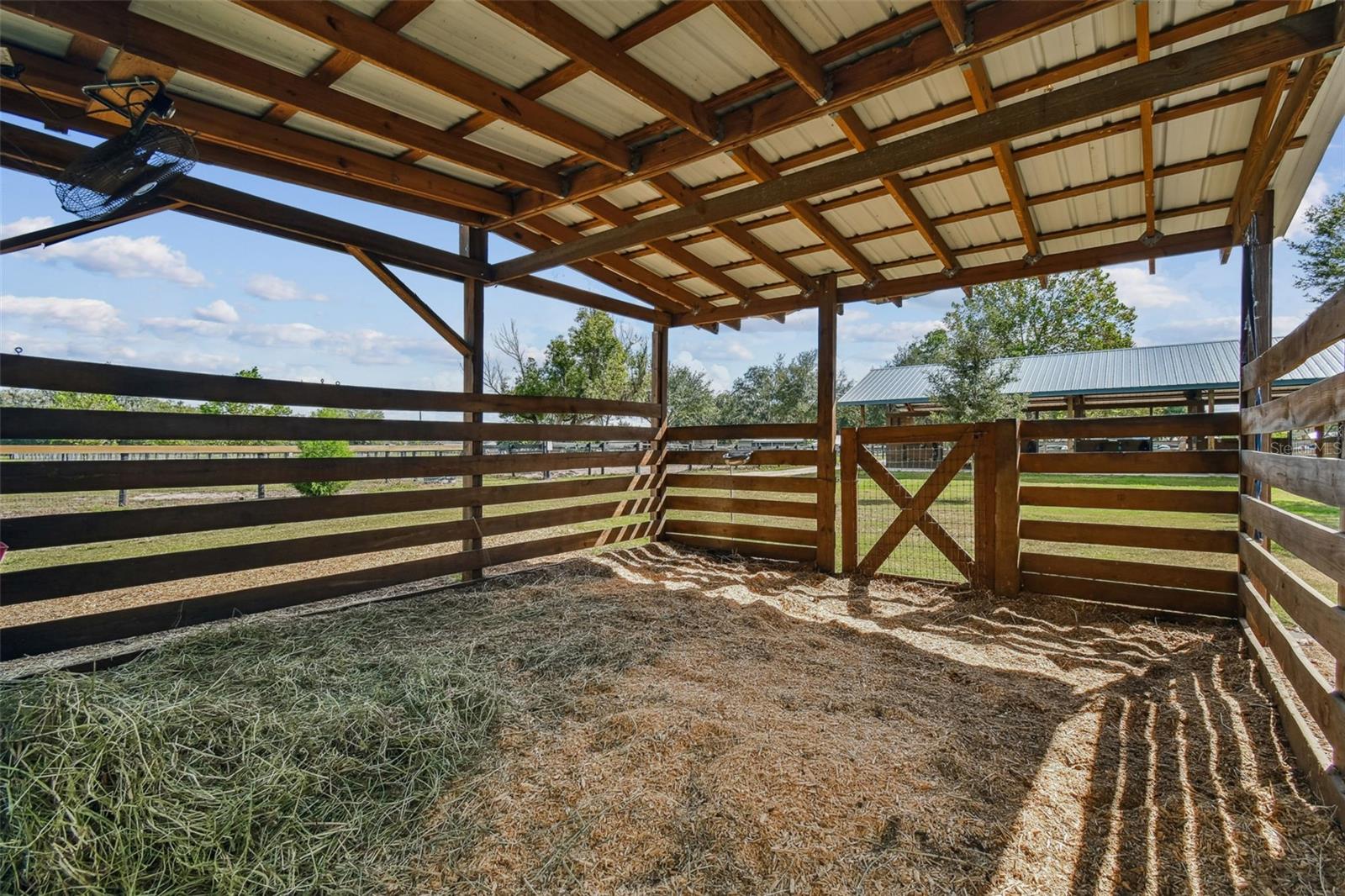 Image 17 of 67 For 0 Barton Road