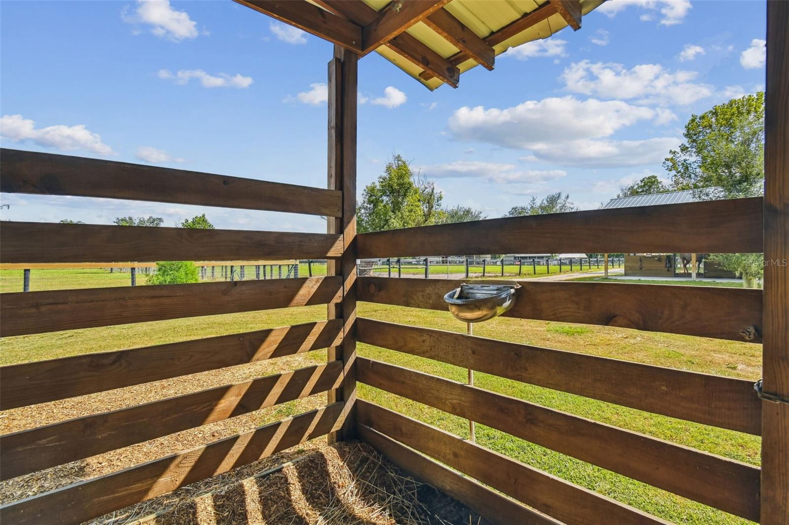 Image 18 of 67 For 0 Barton Road