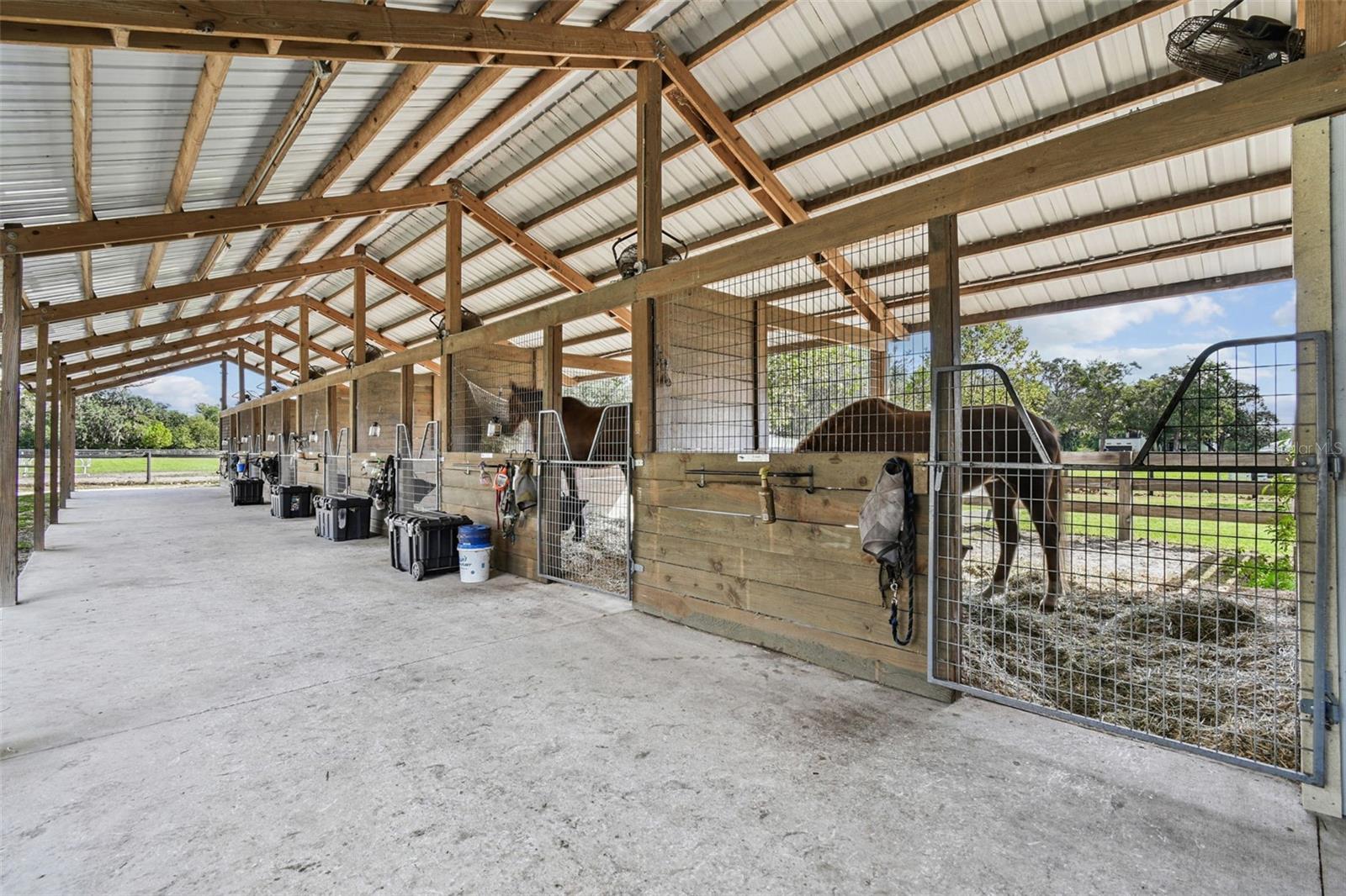 Image 29 of 67 For 0 Barton Road