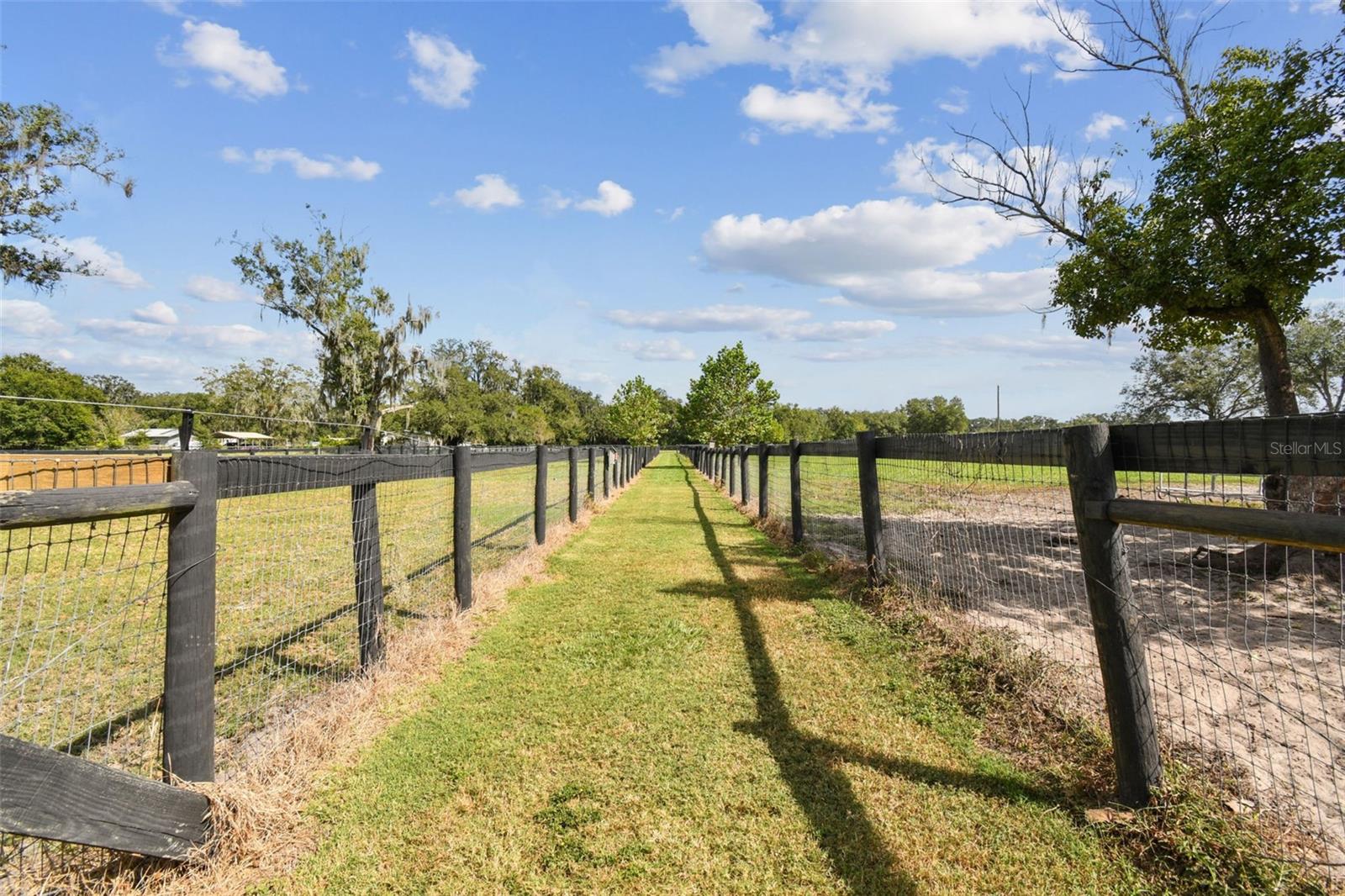 Image 9 of 67 For 0 Barton Road