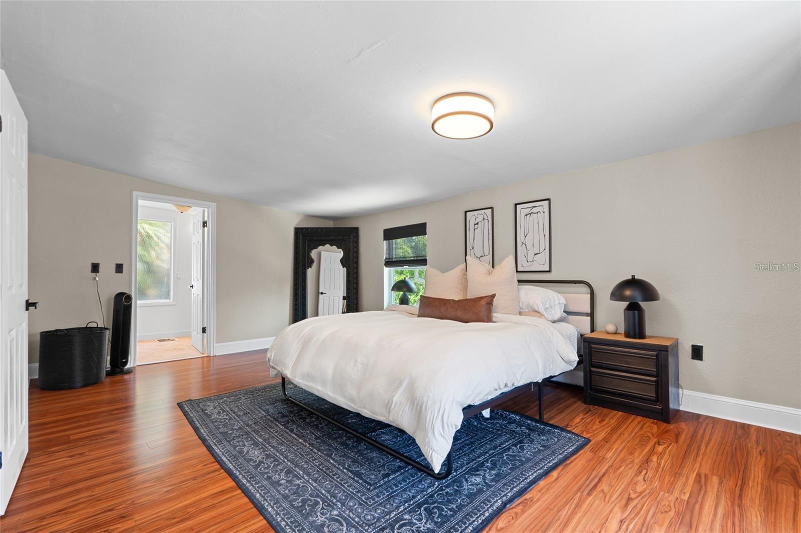 Image 10 of 18 For 1713 10th Avenue W