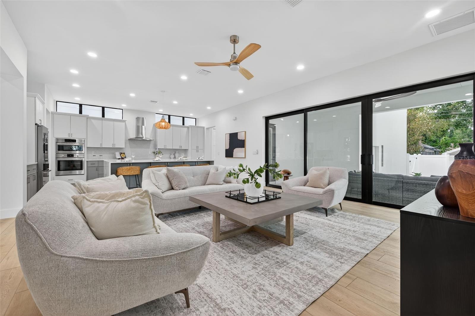 Image 11 of 59 For 4535 26th Avenue S