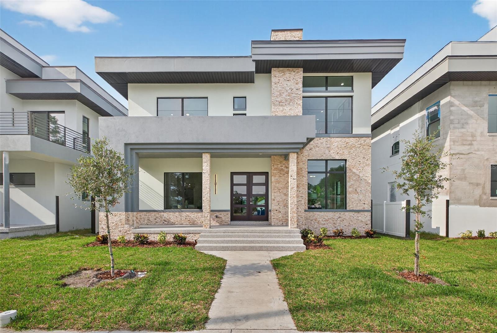 Image 2 of 59 For 4535 26th Avenue S