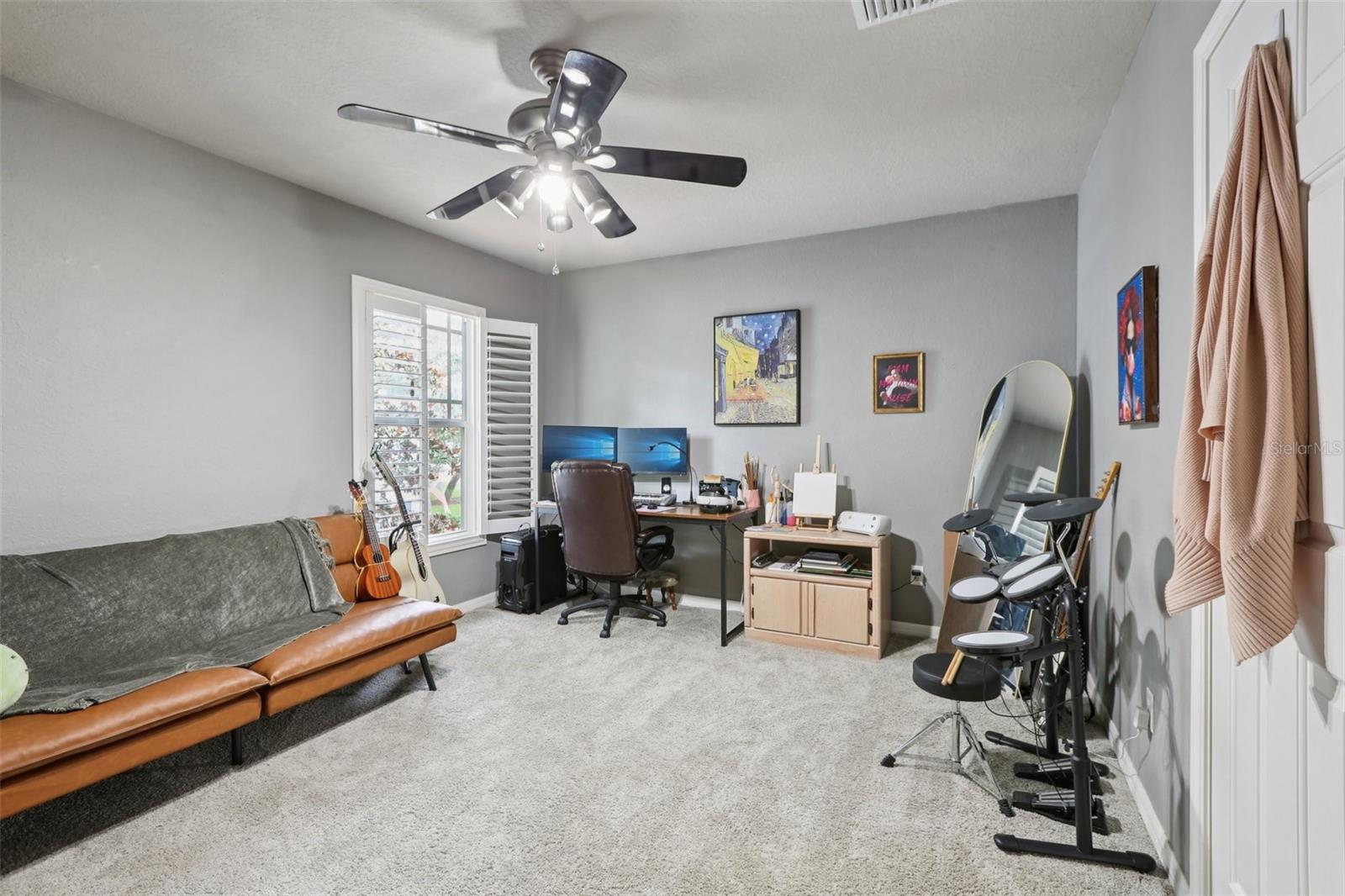 Listing photo id 37 for 210 Arbor Shade Court