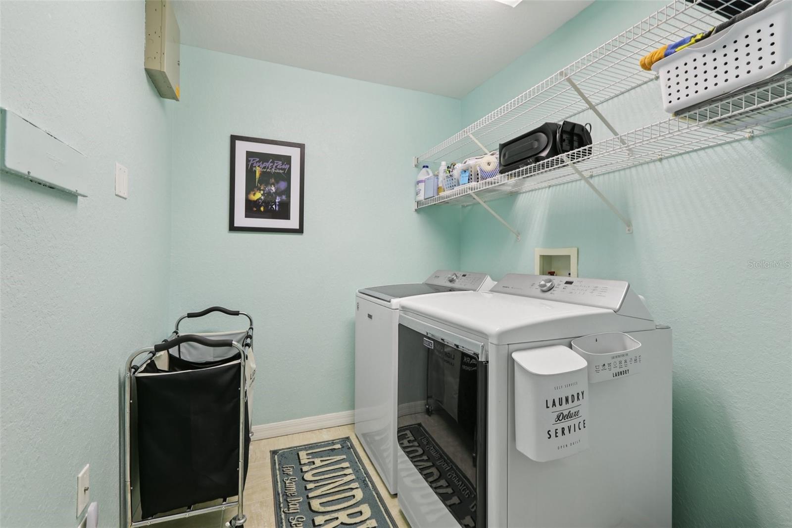 Listing photo id 39 for 210 Arbor Shade Court