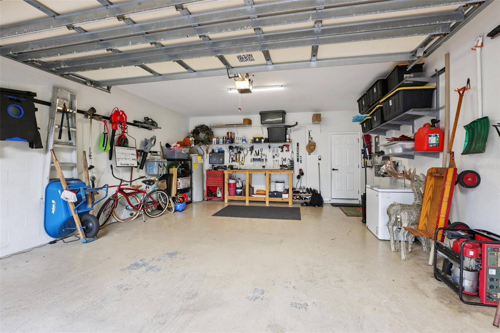 Listing photo id 40 for 210 Arbor Shade Court