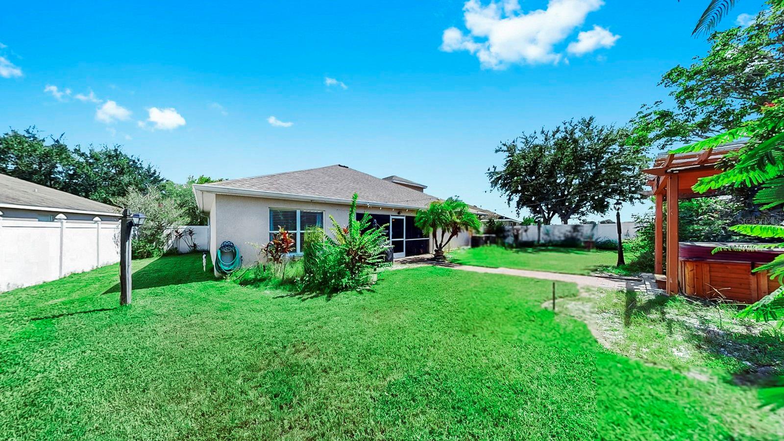 Image 30 of 58 For 6921 Runner Oak Drive