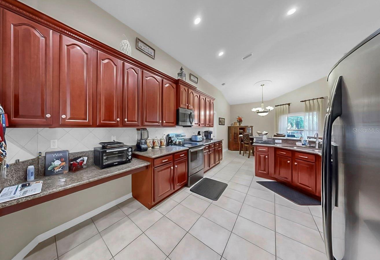 Image 41 of 58 For 6921 Runner Oak Drive