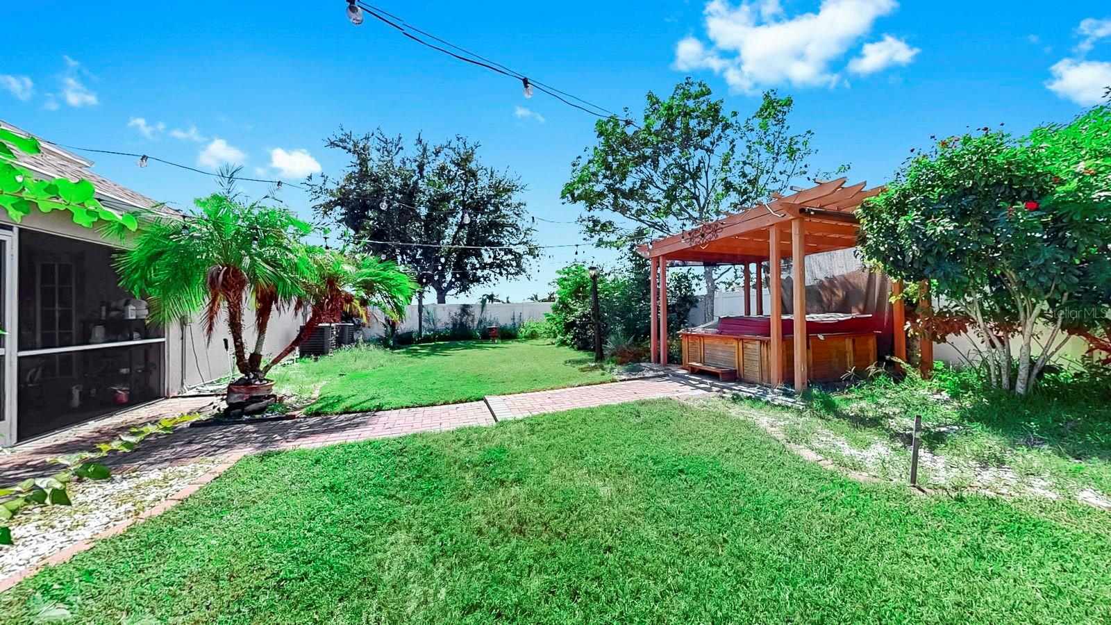 Image 42 of 58 For 6921 Runner Oak Drive