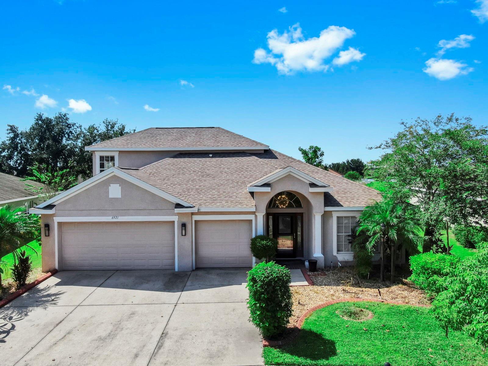 Image 5 of 58 For 6921 Runner Oak Drive
