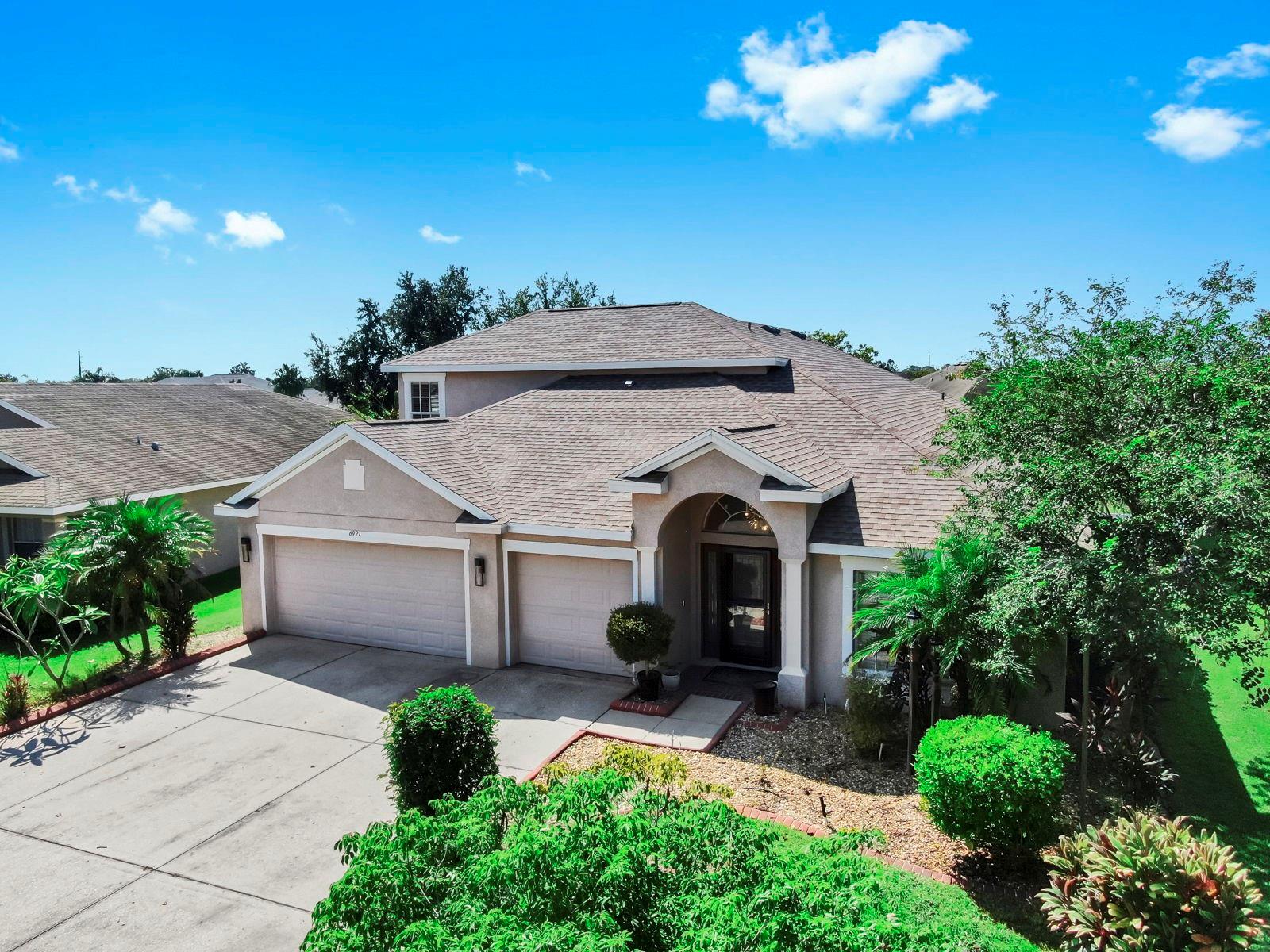Image 6 of 58 For 6921 Runner Oak Drive