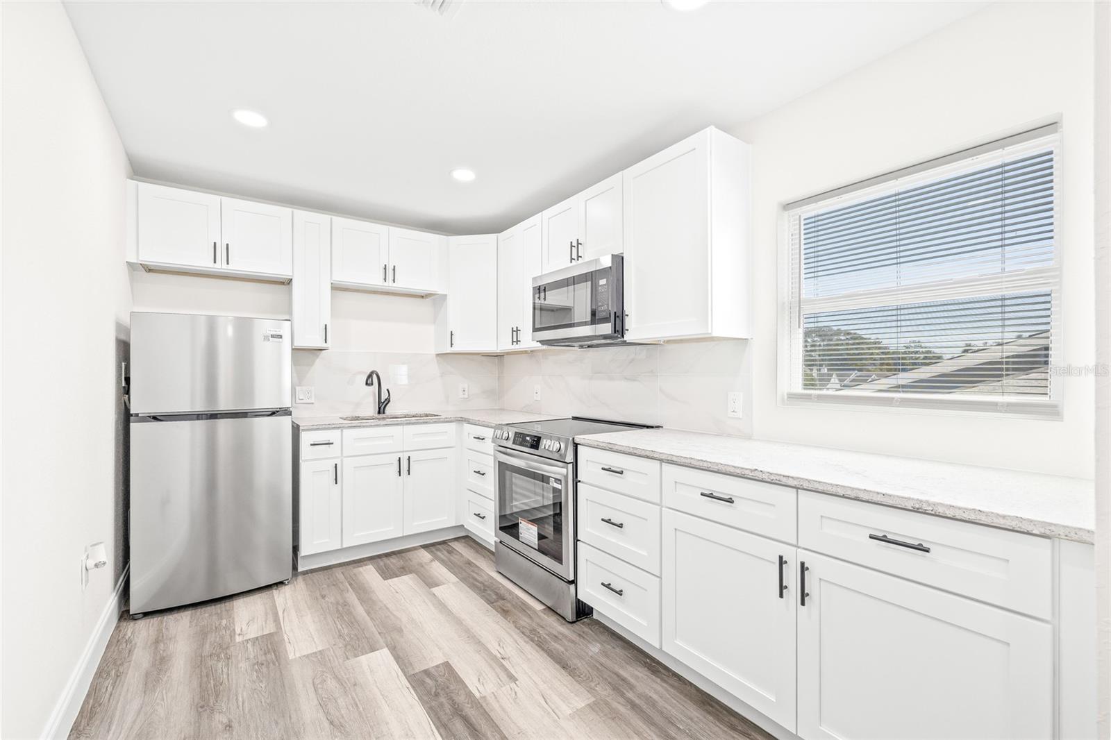 Image 35 of 49 For 1901 31st Street S