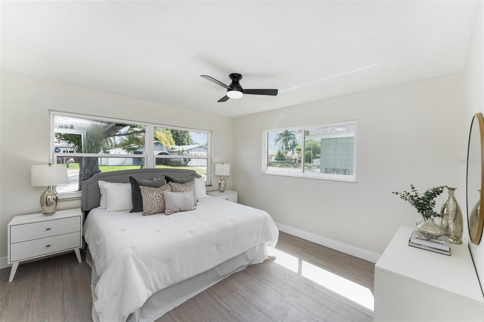Image 22 of 38 For 12368 70th Street