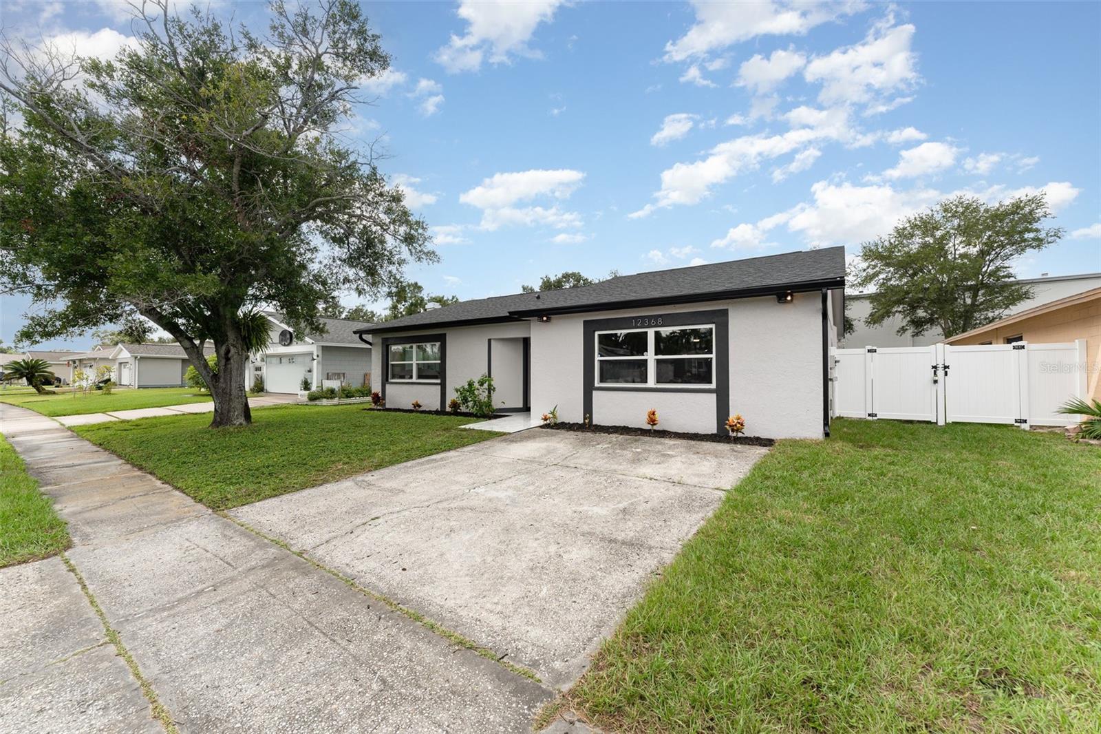 Image 33 of 38 For 12368 70th Street