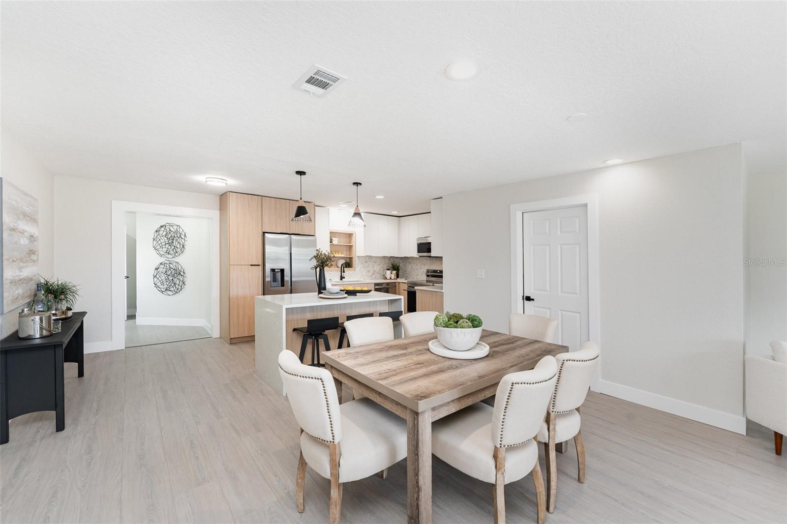 Image 6 of 38 For 12368 70th Street