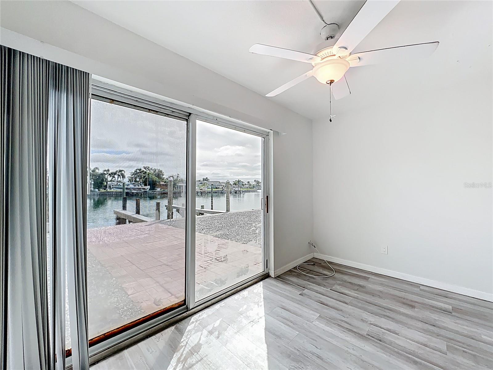 Image 11 of 32 For 11705 3rd Street E 3