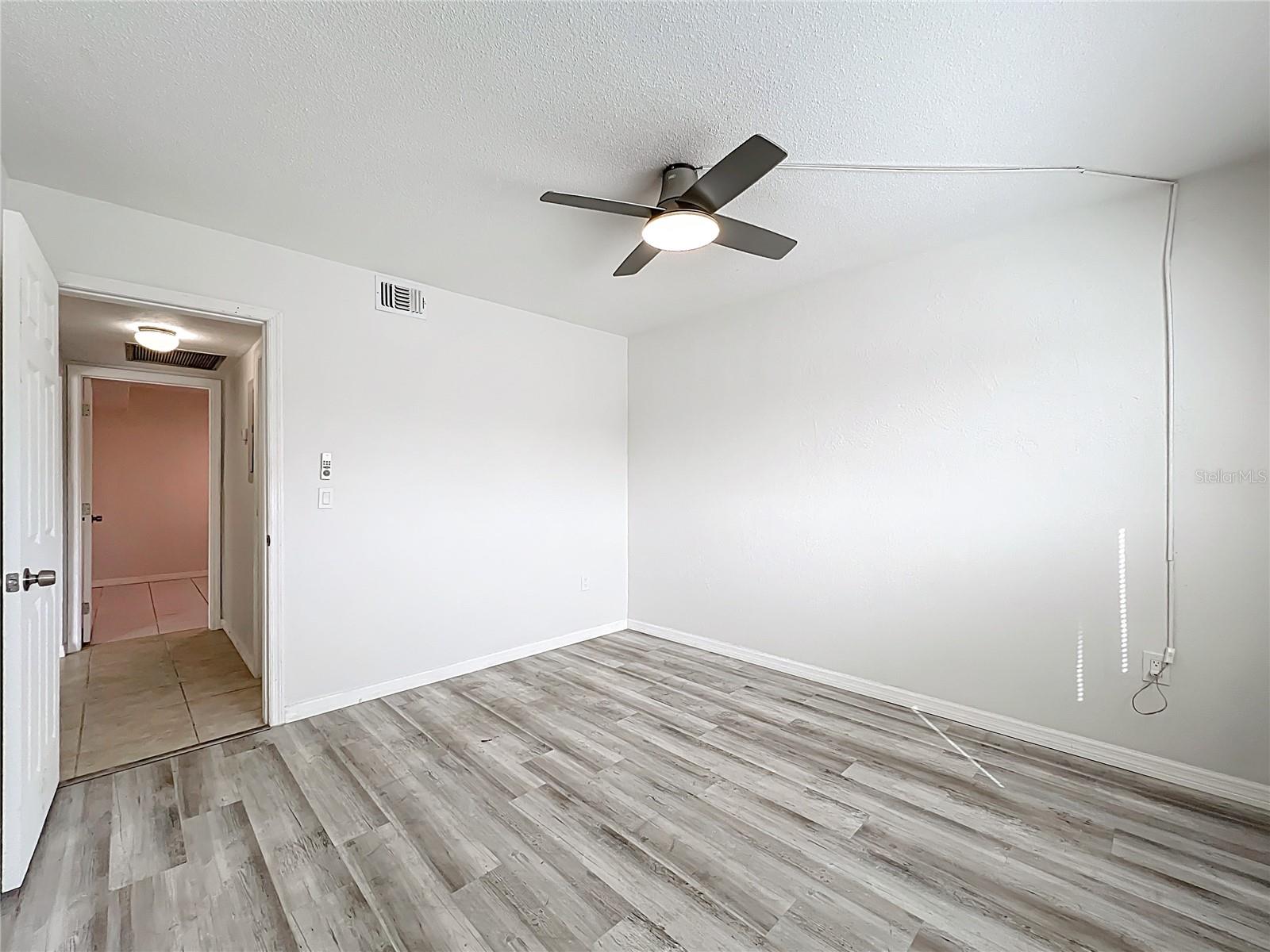 Image 20 of 32 For 11705 3rd Street E 3