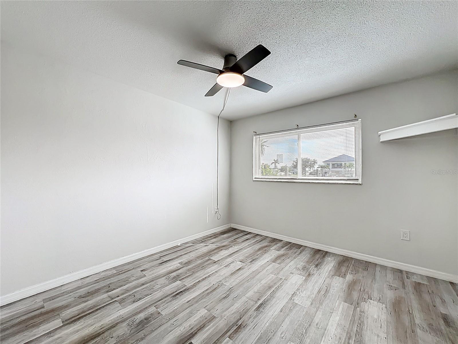 Image 22 of 32 For 11705 3rd Street E 3