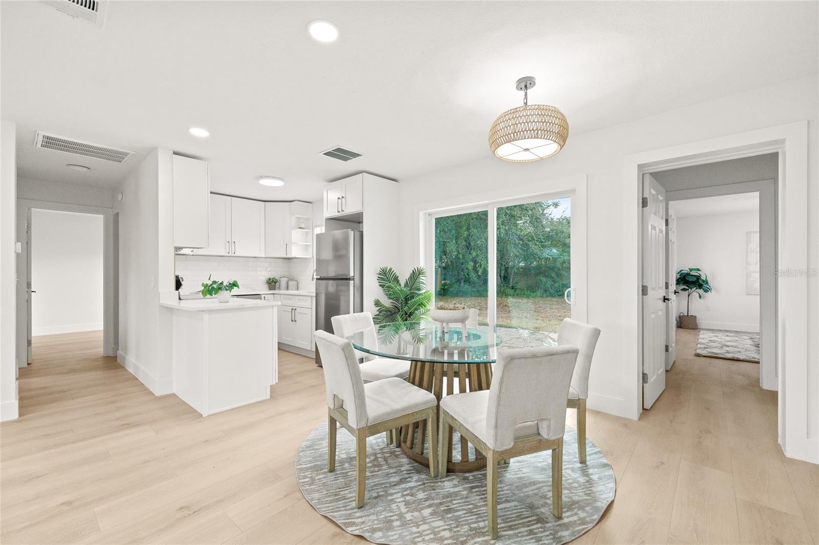 Image 13 of 34 For 10331 Basket Oak Drive
