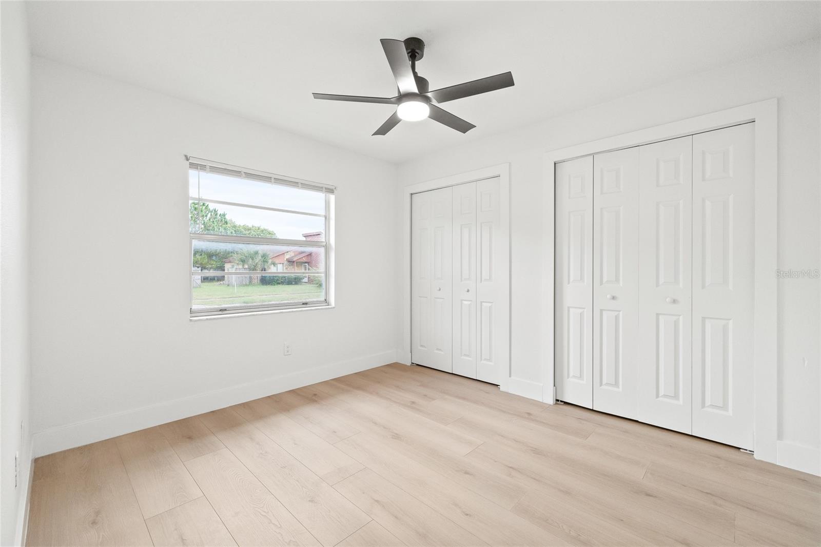 Image 23 of 34 For 10331 Basket Oak Drive