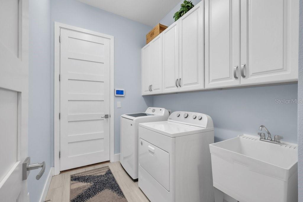 Image 26 of 84 For 710 16th Avenue E