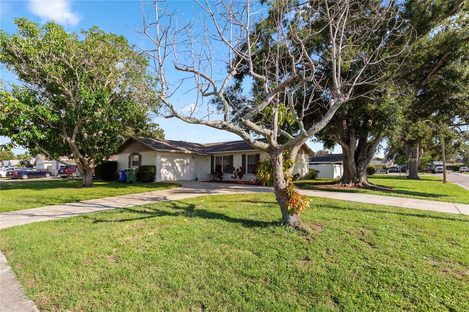 Details for 2813 20th Avenue W, BRADENTON, FL 34205