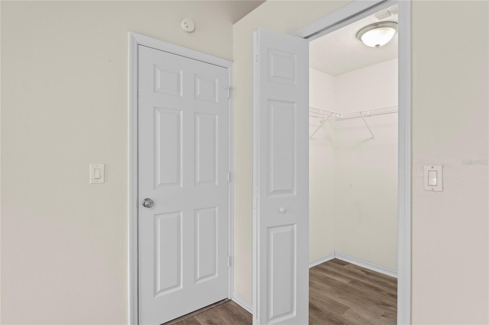 Image 12 of 26 For 11829 Kestrel Drive