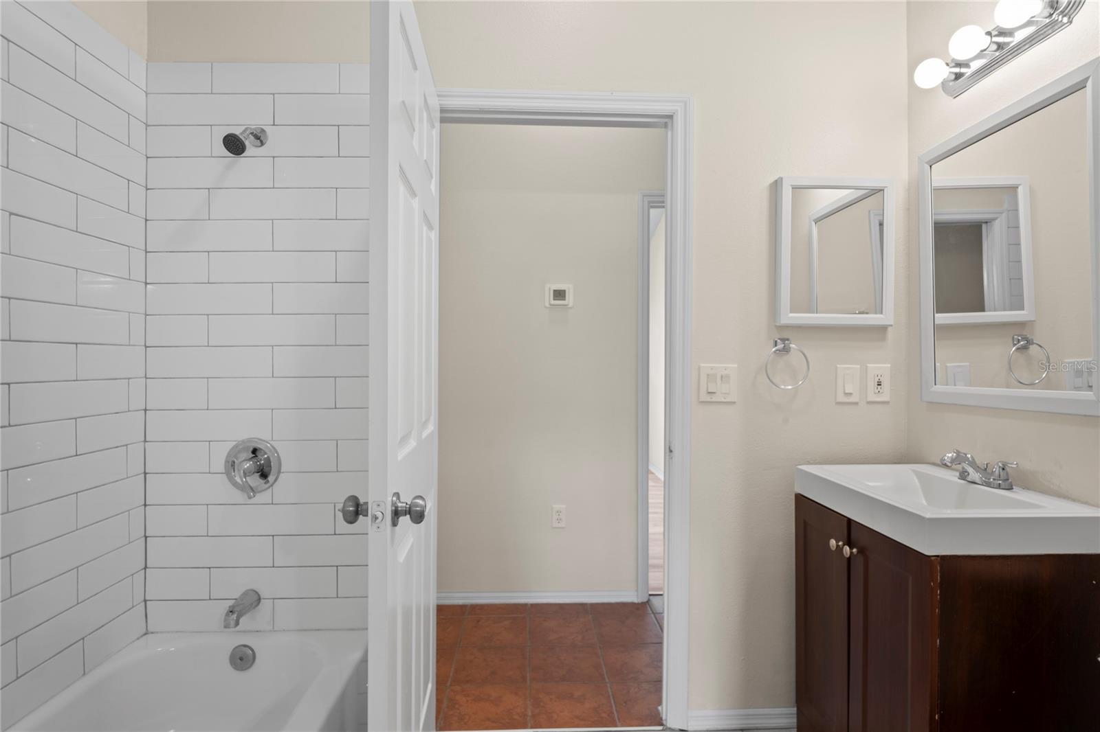 Image 18 of 26 For 11829 Kestrel Drive