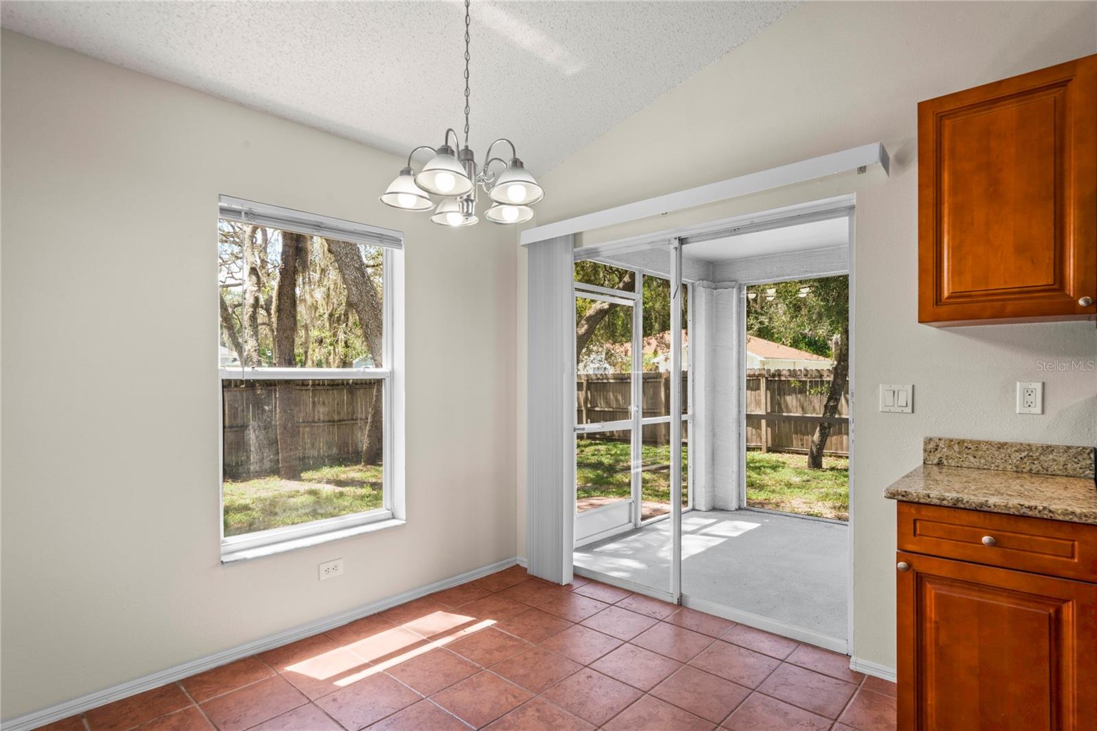 Image 9 of 26 For 11829 Kestrel Drive