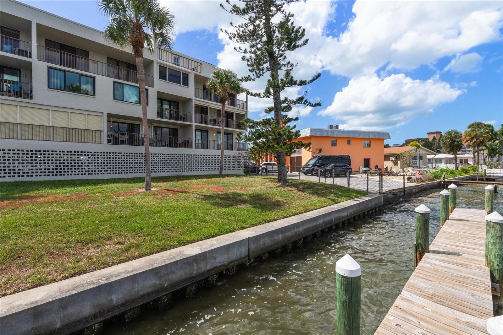 Image 41 of 42 For 18201 Gulf Boulevard 401