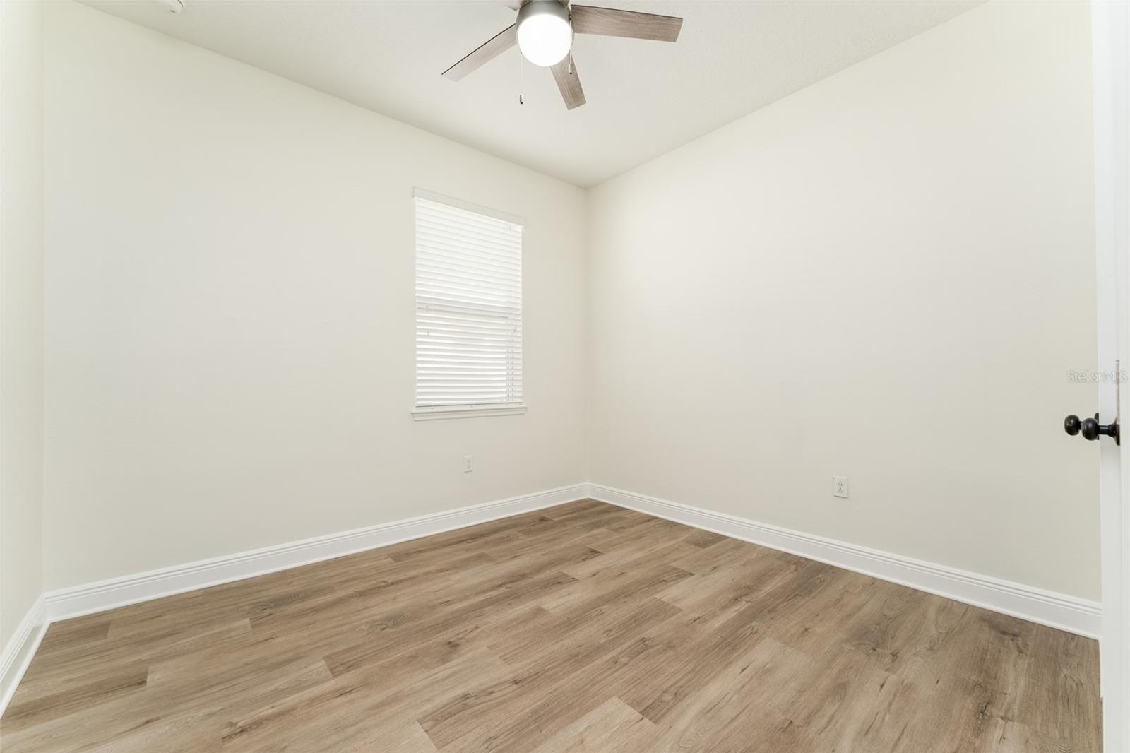 Image 18 of 29 For 7508 Trask Street