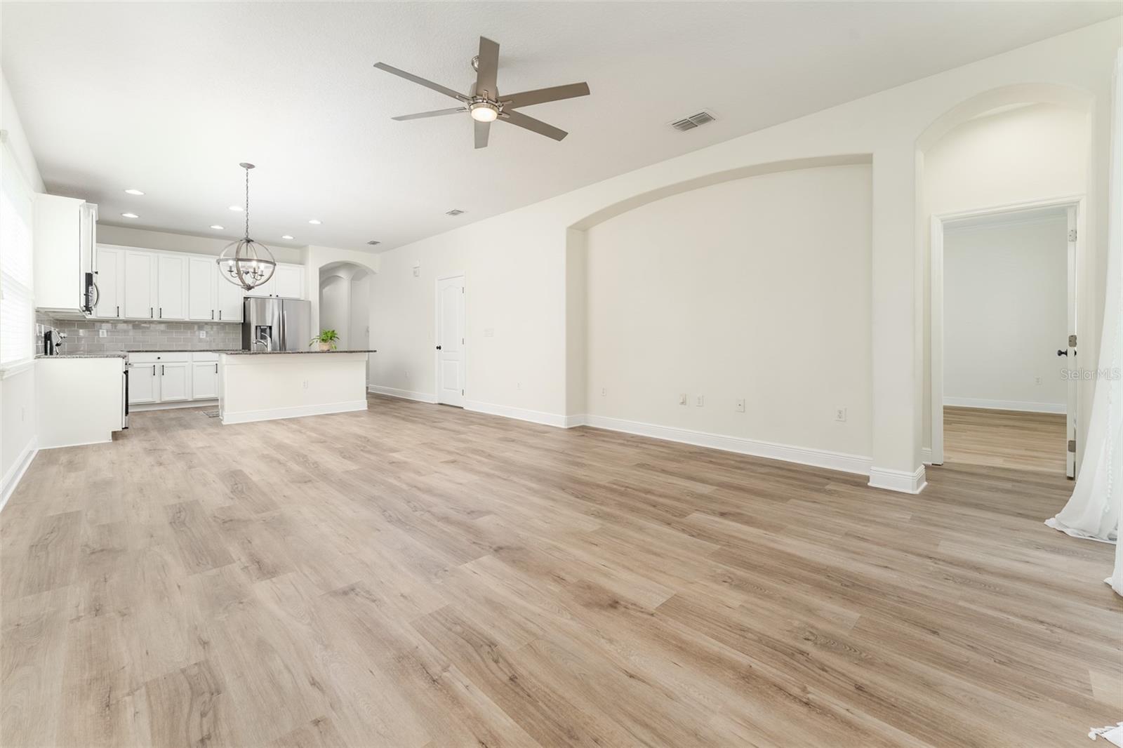 Image 4 of 29 For 7508 Trask Street