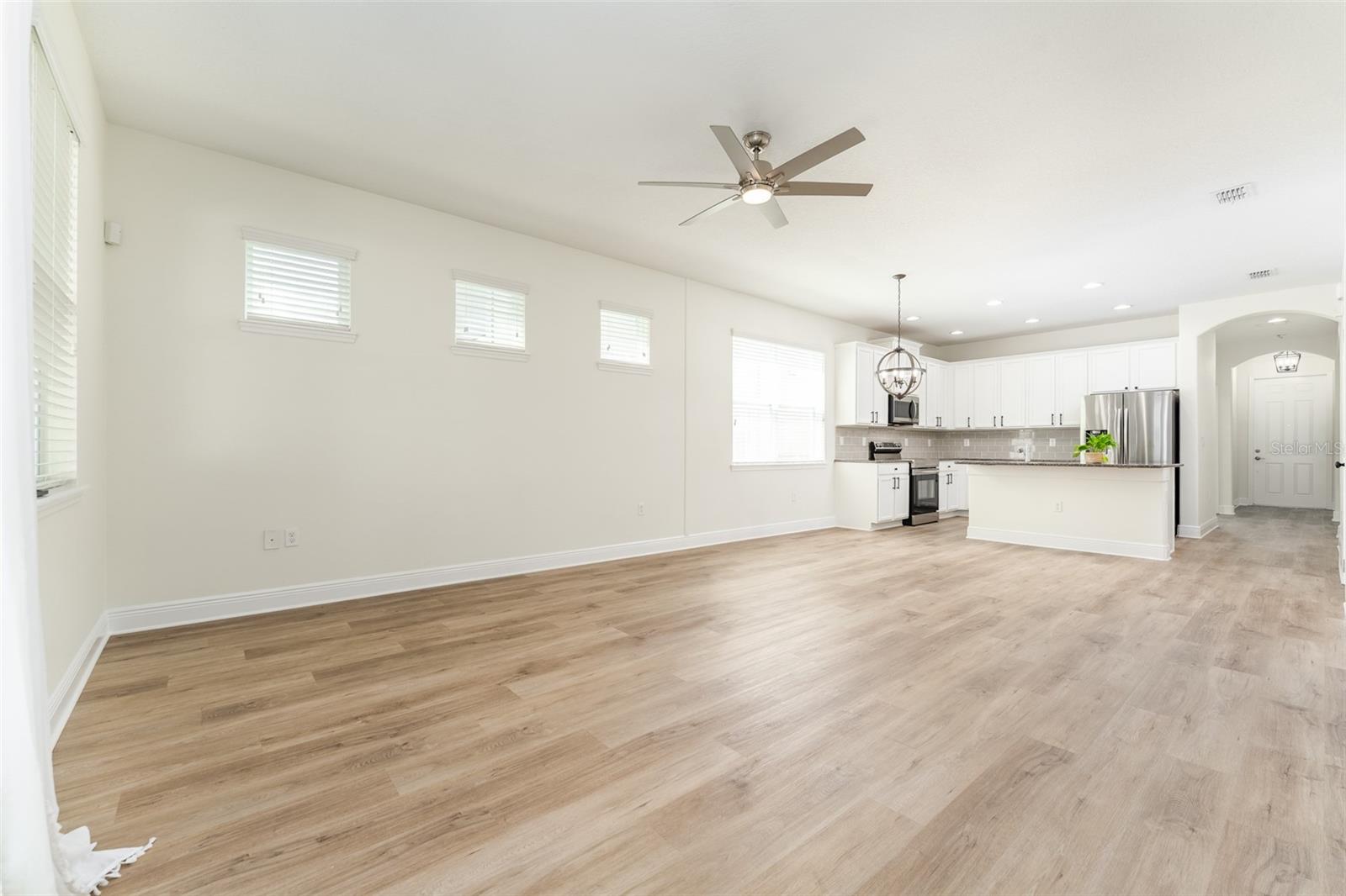 Image 5 of 29 For 7508 Trask Street
