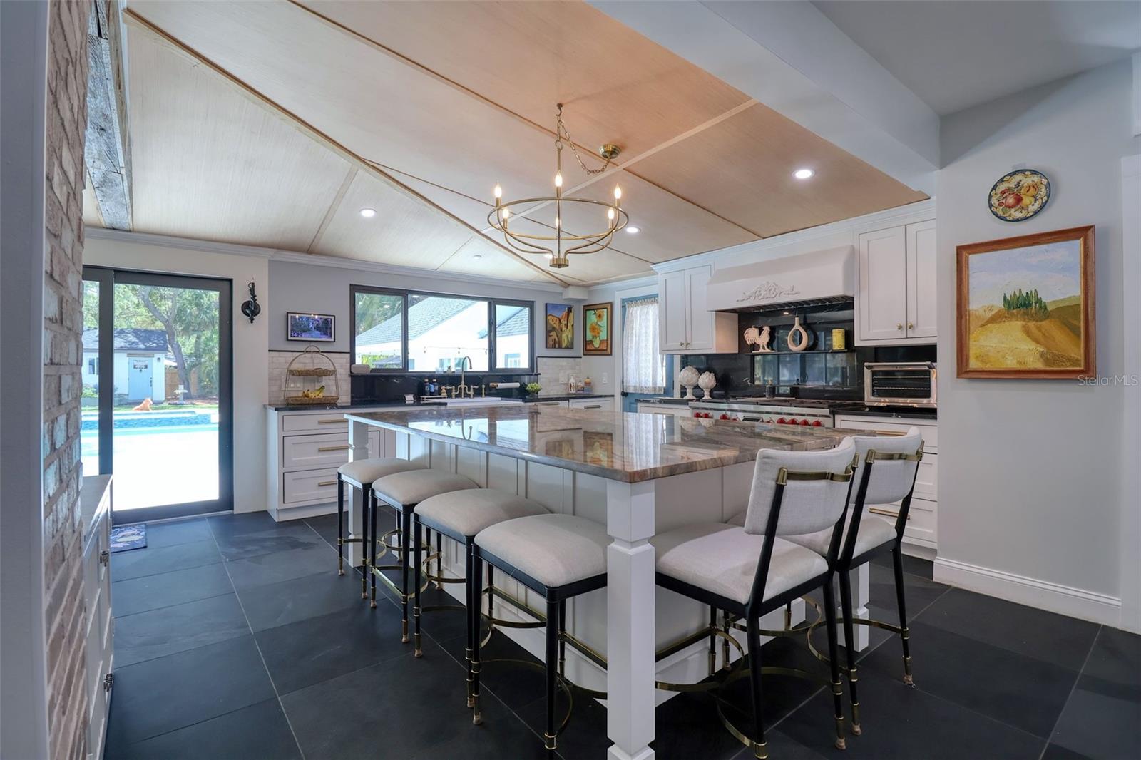 Image 27 of 94 For 225 President Street