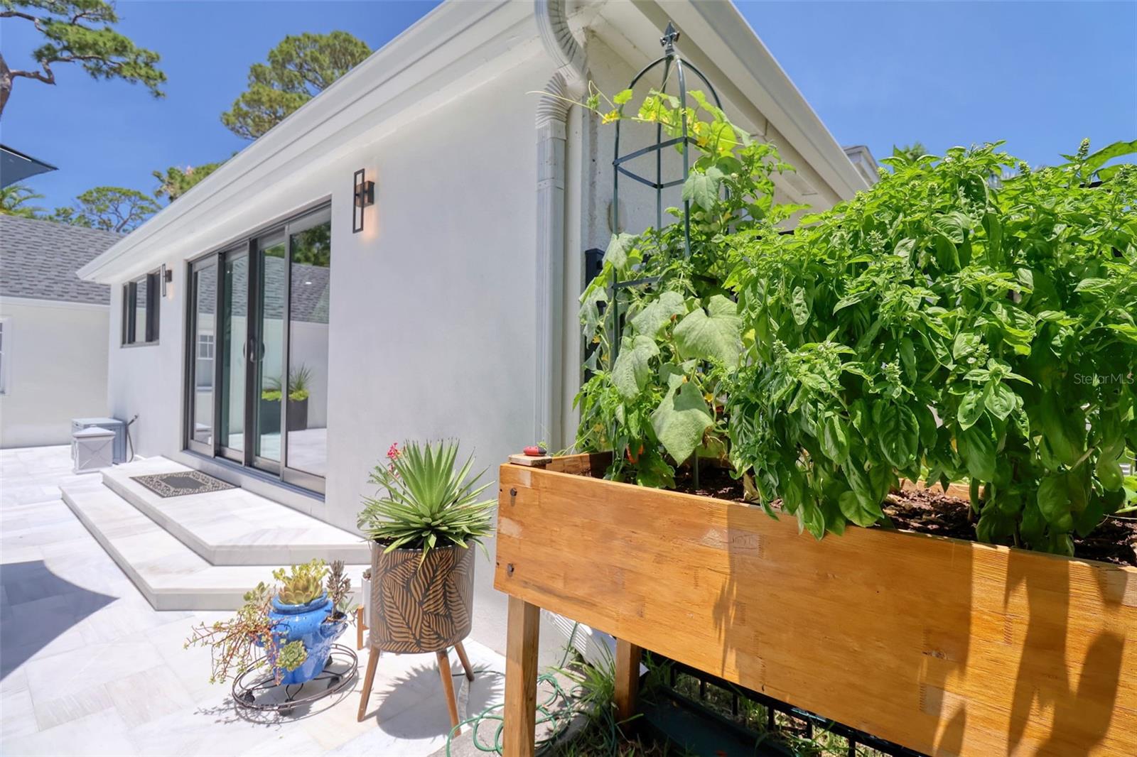 Image 41 of 94 For 225 President Street