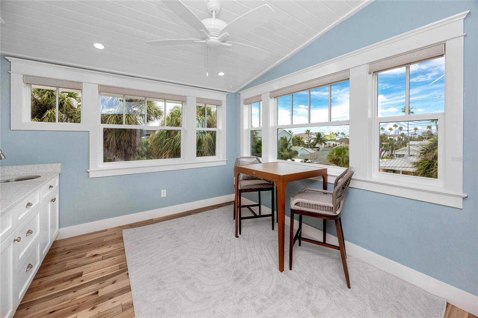 Image 37 of 72 For 107 10th Avenue