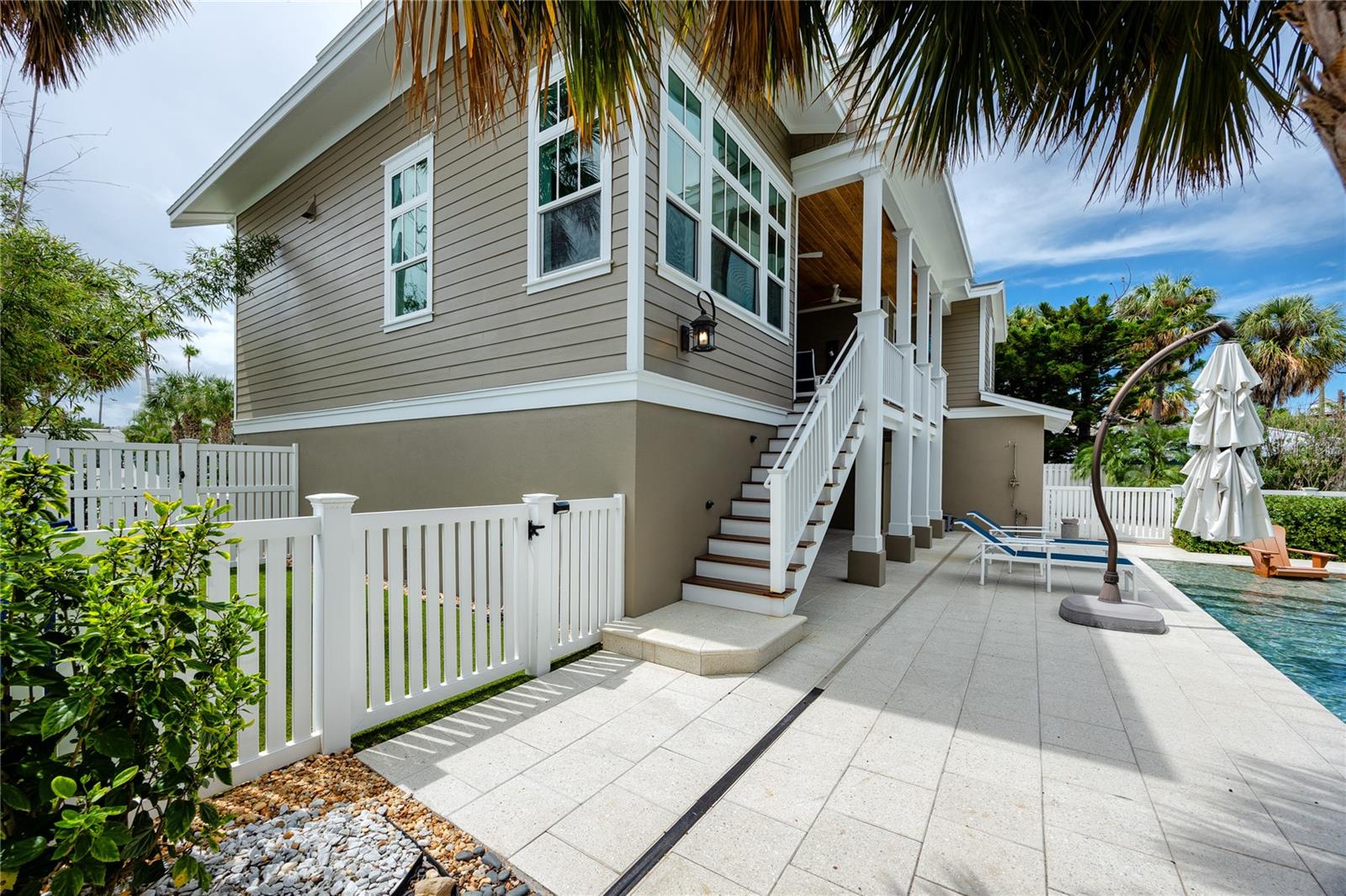 Image 50 of 72 For 107 10th Avenue