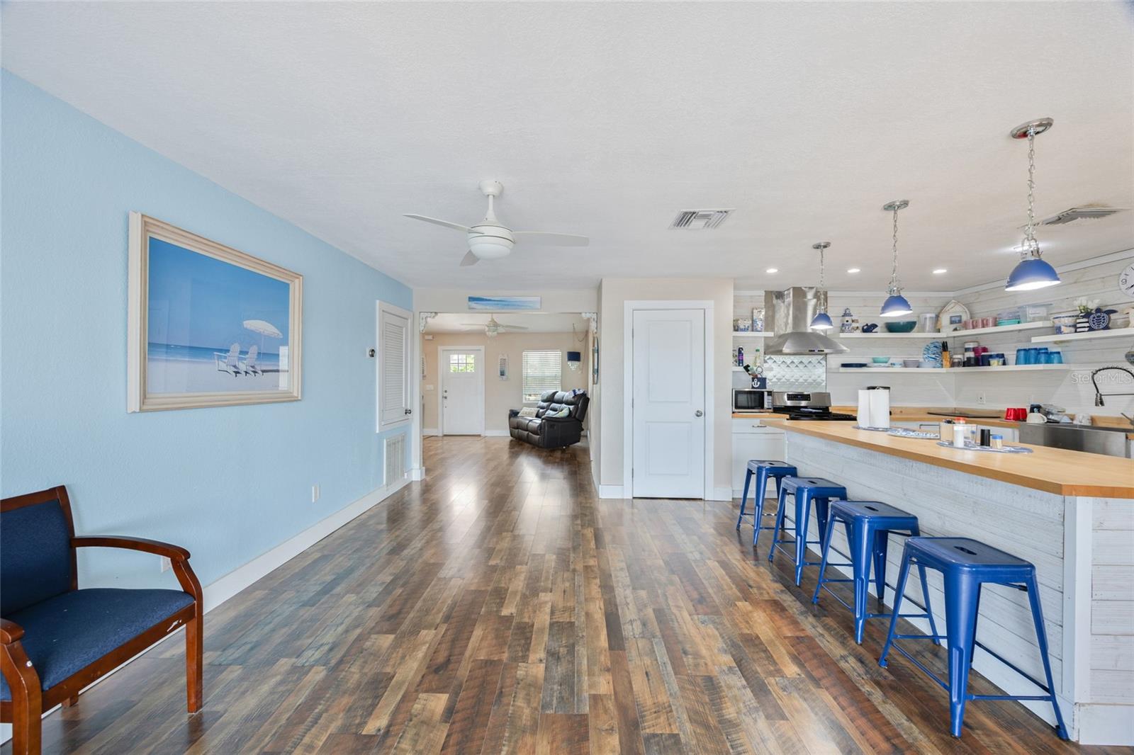 Image 5 of 27 For 13023 Port Court
