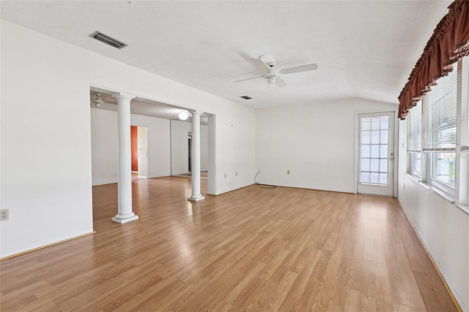 Image 11 of 54 For 1815 Allegheny Drive