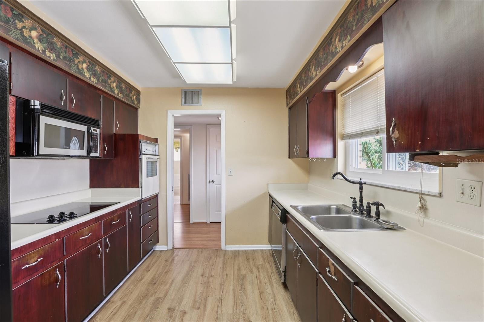 Image 14 of 54 For 1815 Allegheny Drive