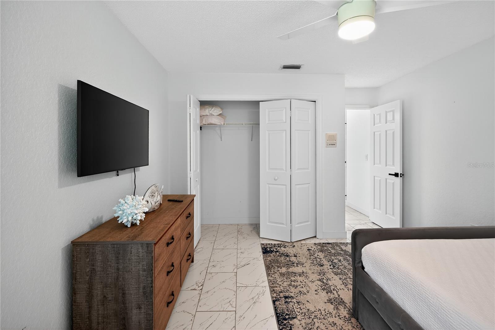 Image 18 of 30 For 8959 Hernando Way