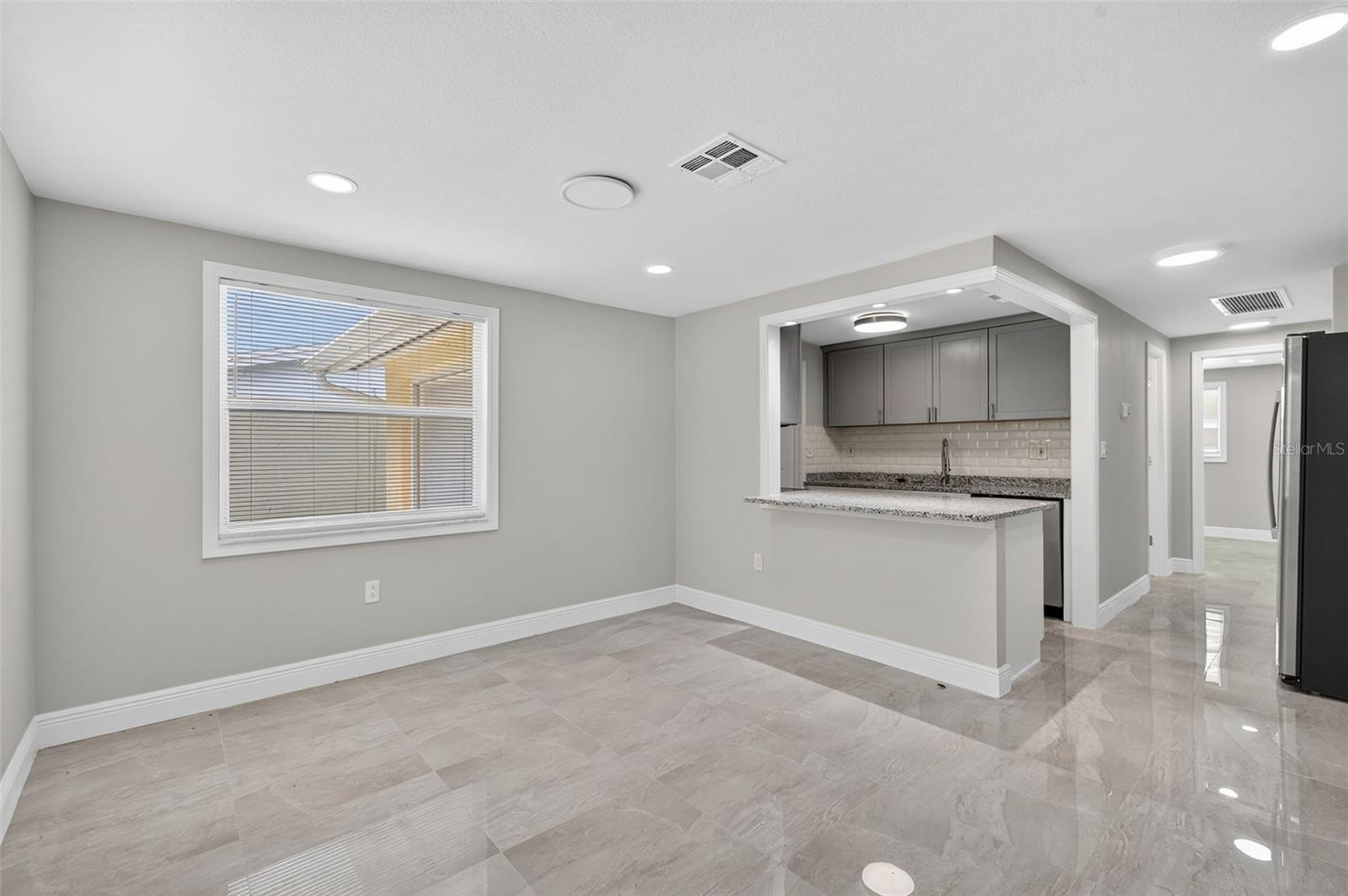Image 4 of 26 For 4929 Docner Street