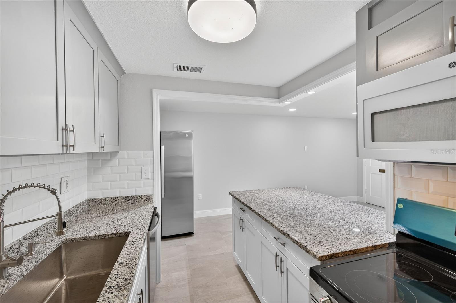 Image 8 of 26 For 4929 Docner Street