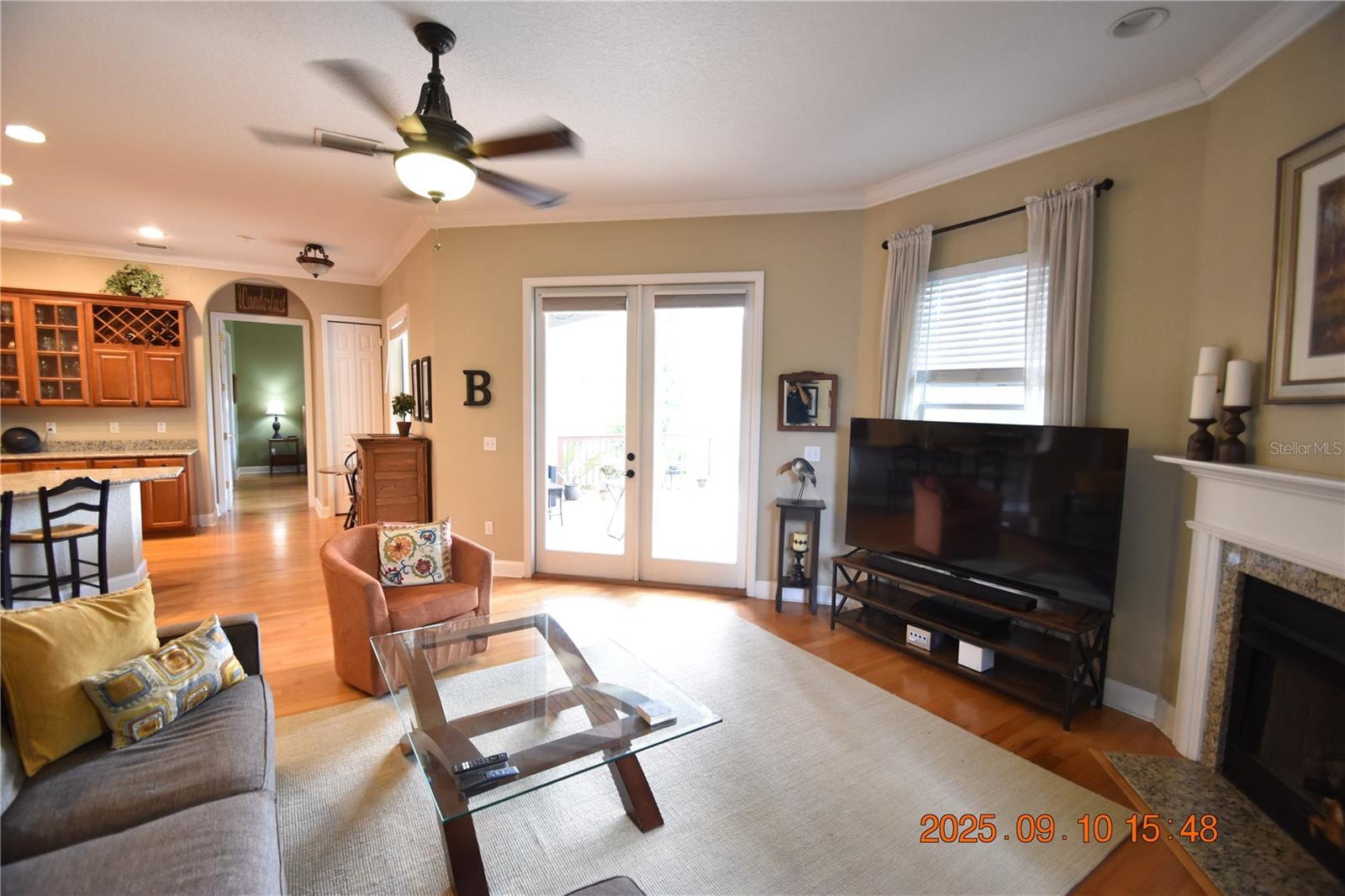 Image 11 of 55 For 2804 Munro Street