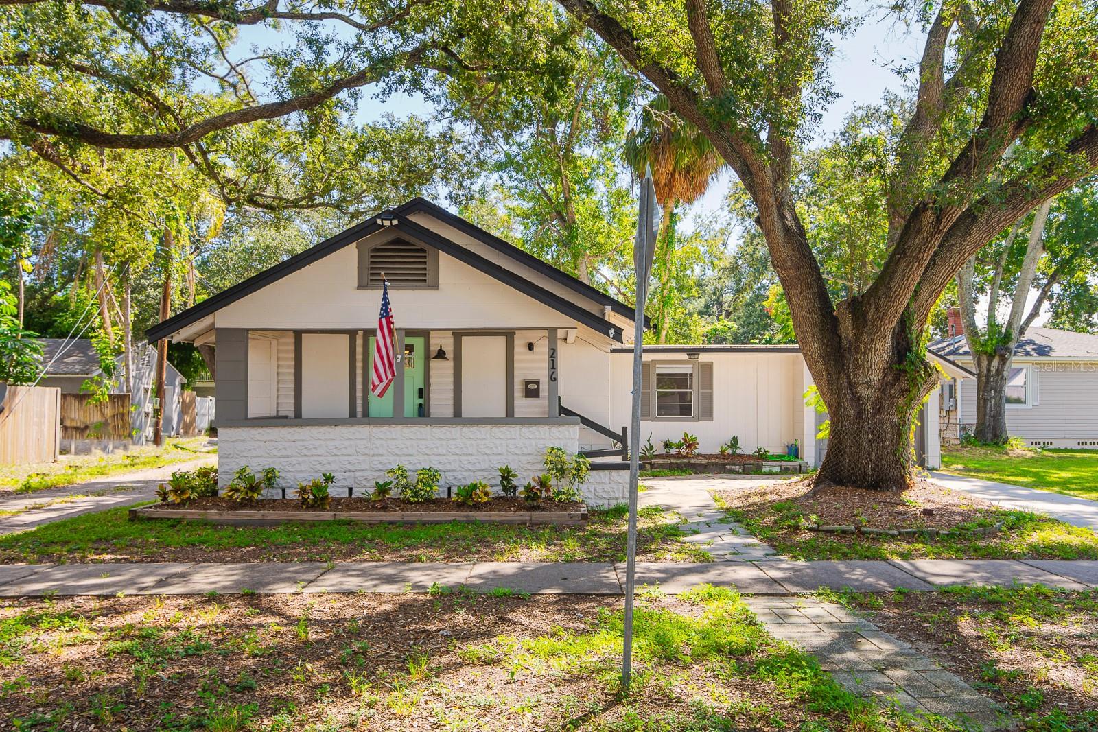 Details for 216 29th Street S, ST PETERSBURG, FL 33712