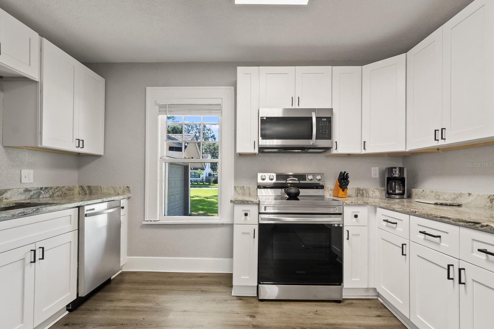 Image 16 of 45 For 216 29th Street S