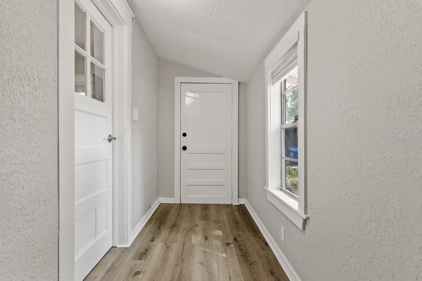 Image 34 of 45 For 216 29th Street S
