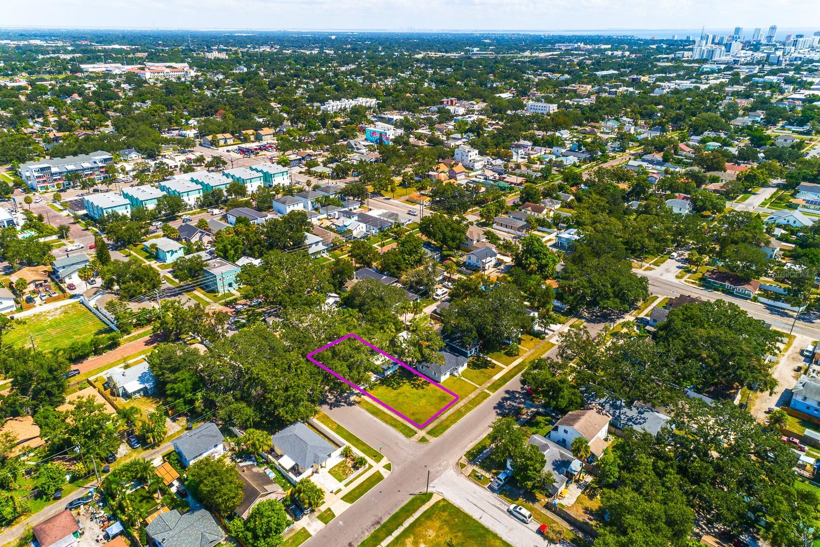 Image 38 of 45 For 216 29th Street S