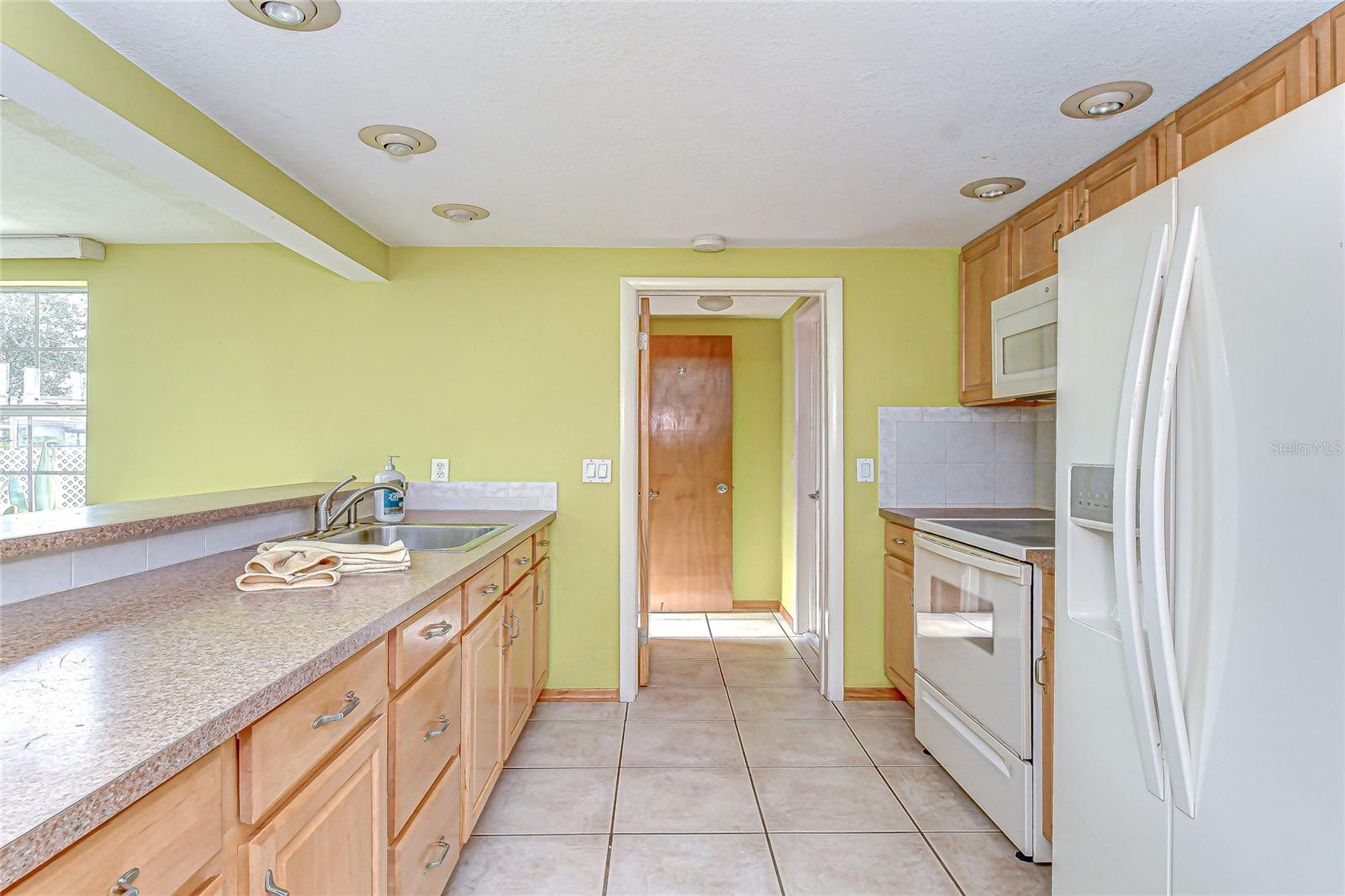 Image 8 of 22 For 5916 Tern Drive