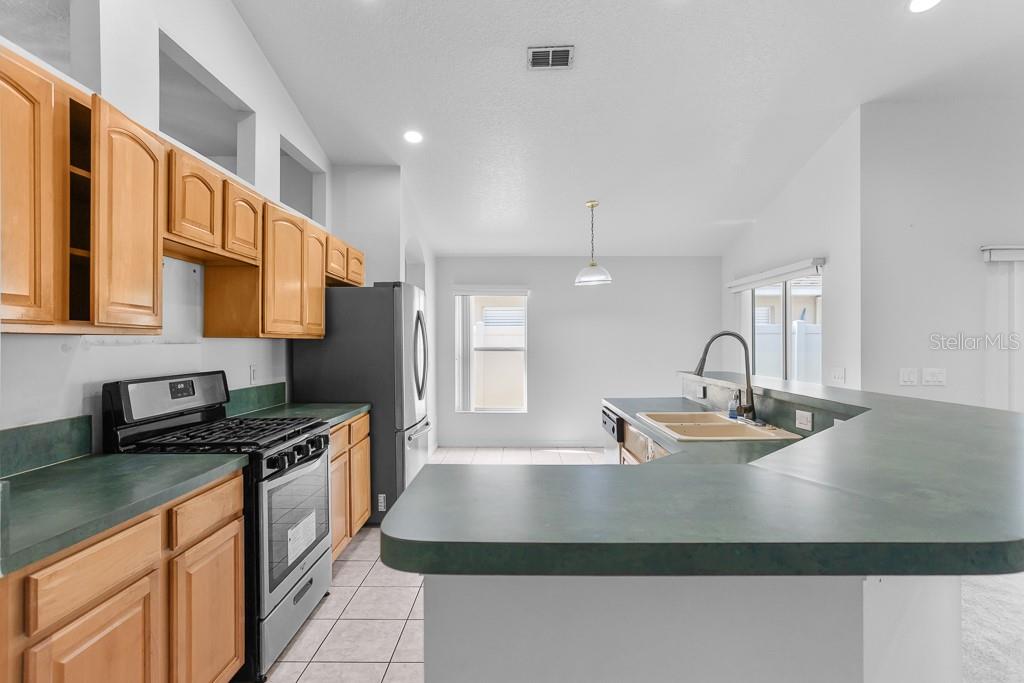 Listing photo id 9 for 12227 Coldstream Lane